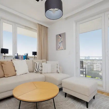 Luxury Three Bedroom With Parking & Balcony In Mokotow By Renters Prestige *