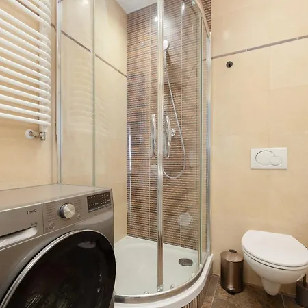 Luxury Three Bedroom With Parking & Balcony In Mokotow By Renters Prestige *