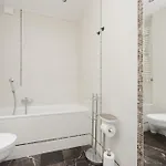 Luxury Three Bedroom With Parking & Balcony In Mokotow By Renters Prestige ורשה