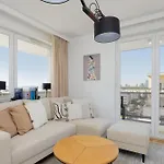 דירה Luxury Three Bedroom With Parking & Balcony In Mokotow By Renters Prestige