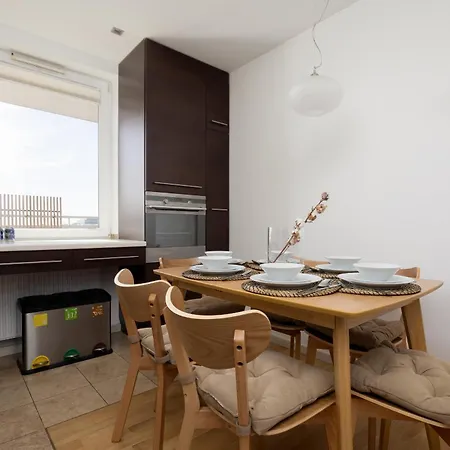 アパート Luxury Three Bedroom With Parking & Balcony In Mokotow By Renters Prestige